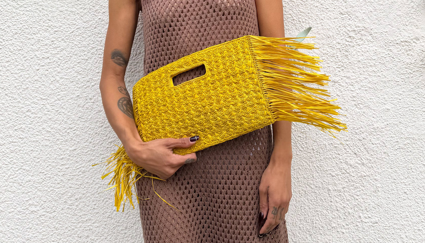 POCHETTE EN RAPHIA SAMA